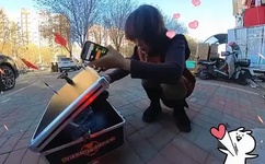 浴室里强摁做开腿呻吟的漫画免费